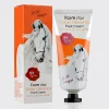 2-min کرم پا روغن اسب فارم استی مدل Farm Stay Visible Difference Foot Cream (jeju maya)