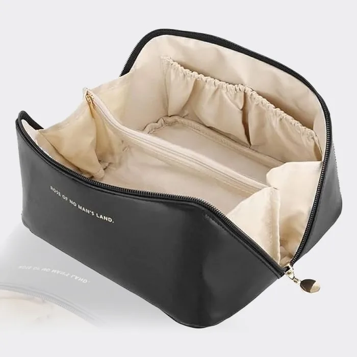 1-rose-of-no-mans-black2-min کیف آرایشی سرزمین رز