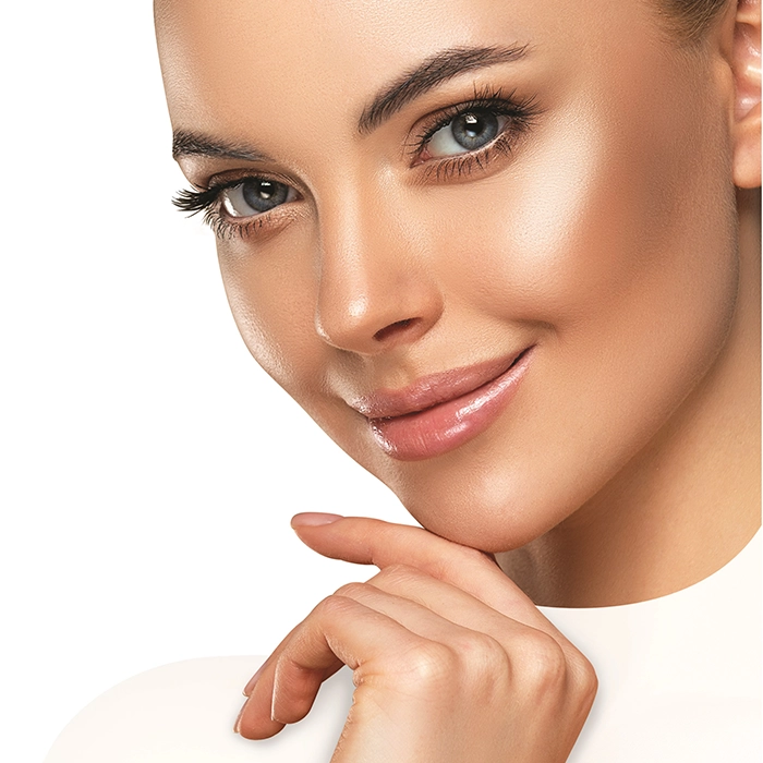 کرم ضد آفتاب رنگی پوست چرب ژیناژن با پوشانندگی کامل